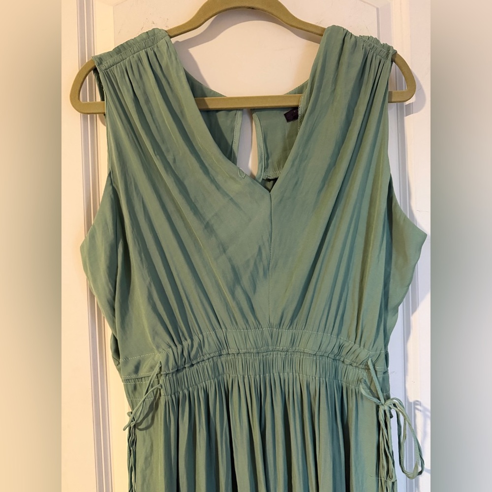 T TAHARI V-Neck Sleeveless Drawstring Waist Midi Dress Green sz 14 aprox boho - Picture 3 of 13